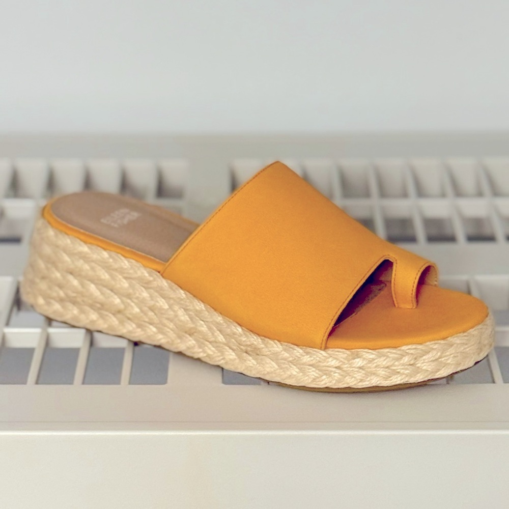 NIB Eileen Fisher Tarry Toe Loop Espadrille Wedge Slide Sandal Mango Size 9.5